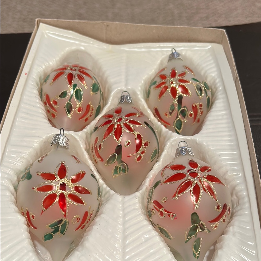 Set of 5 glass Christmas ornaments made in Romania beautiful poinsettias